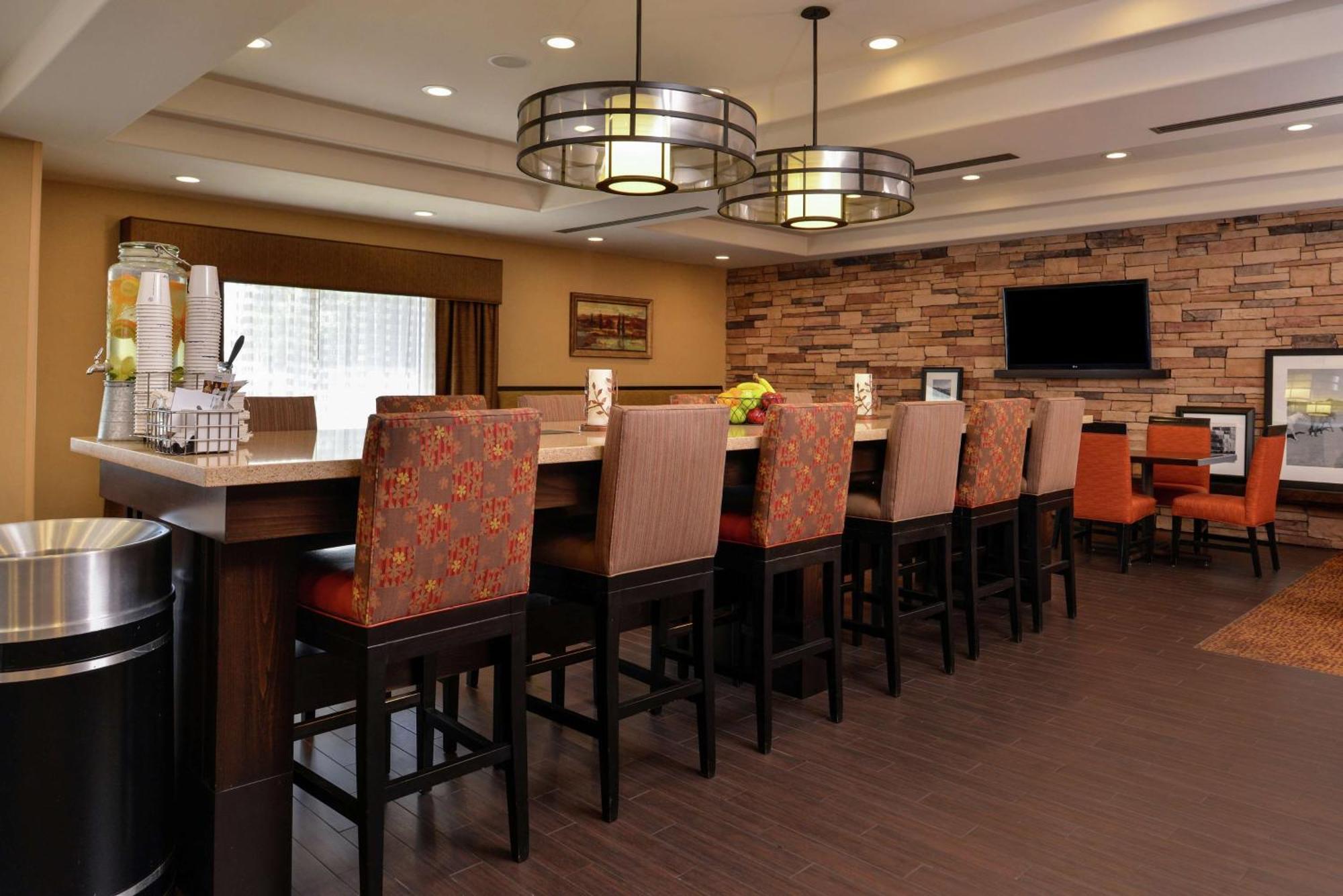 Hampton Inn Idaho Falls / Airport Exterior foto