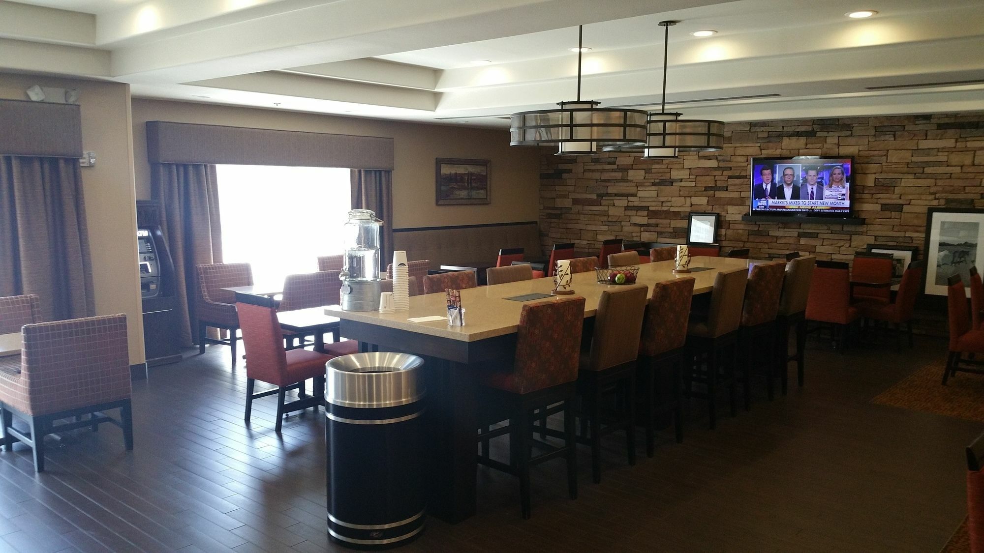 Hampton Inn Idaho Falls / Airport Exterior foto